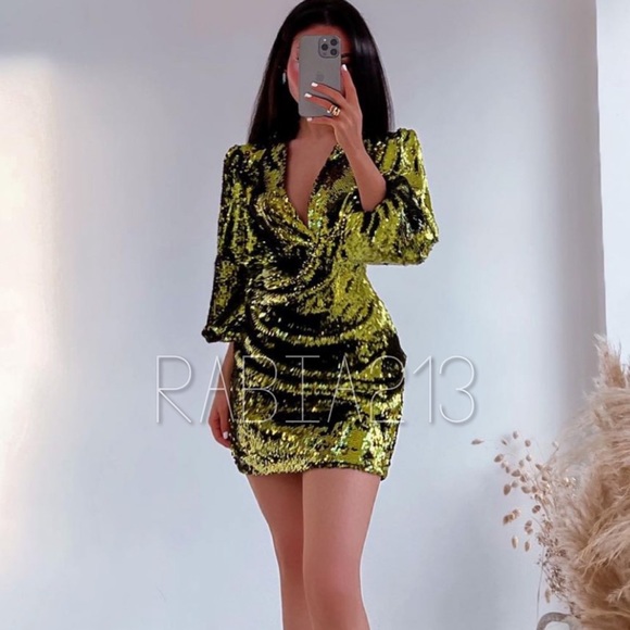 LAST 1!🔥ZARA SEQUIN WRAP DRESS - Picture 4 of 16